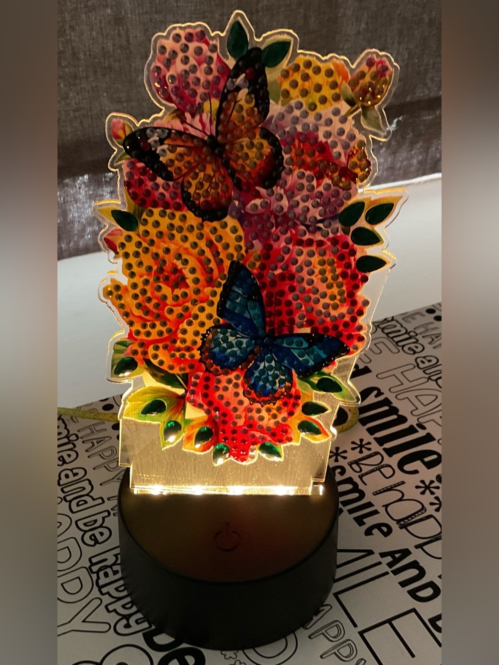 Diamond Art LED Night Light. Butterfly and hummingbird acrylic lamps. Sealed. - Picture 5 of 5